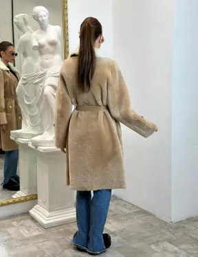 Дубленка из овчины с белым мехом норки - цвет бежевый