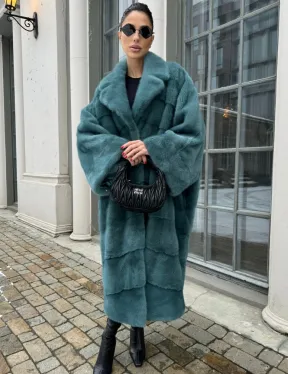 Шуба из меха норки в стиле Oversize - цвет тиффани