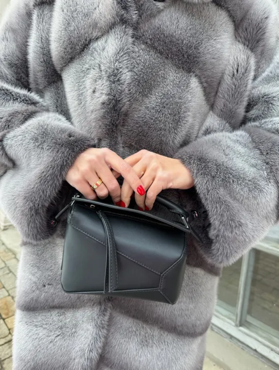 Шуба норковая с капюшоном, паркет - цвет графит-хамелеон