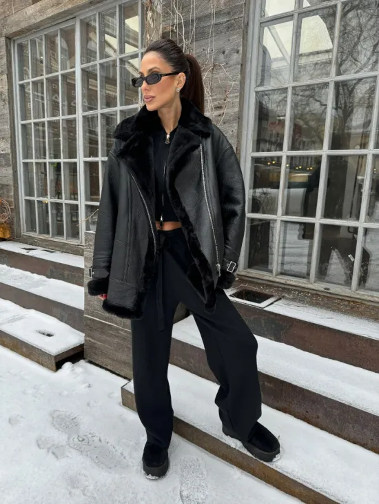 Черная дубленка авитор на овчине