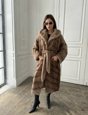 Норковое кимоно с капюшоном в цвете пастель