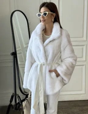 Белая шуба из меха норки (крестовка) стойка воротник