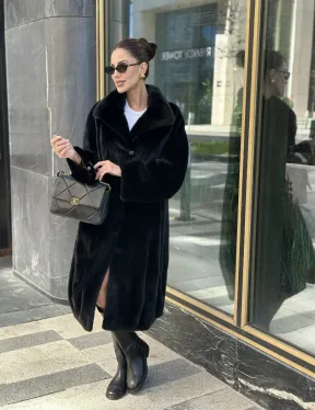 Шуба из аукционного меха норки SAGA FURS