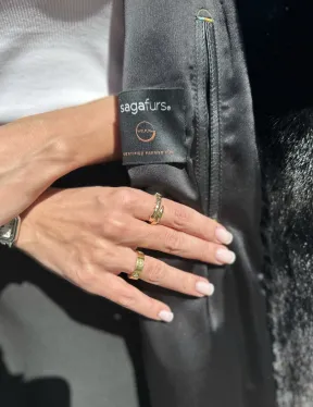 Шуба из аукционного меха норки SAGA FURS