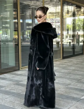 Удлиненная шуба из норки BLACKGLAMA с капюшоном