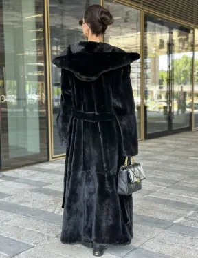 Удлиненная шуба из норки BLACKGLAMA с капюшоном