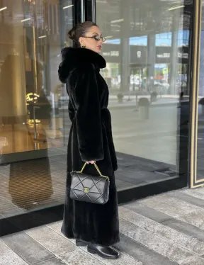 Удлиненная шуба из норки BLACKGLAMA с капюшоном