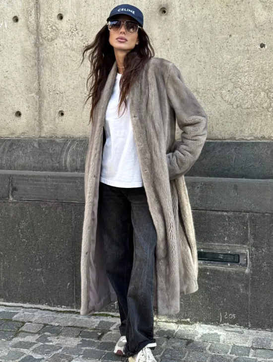 Шуба - пальто в винтажном стиле из скандинавской норки