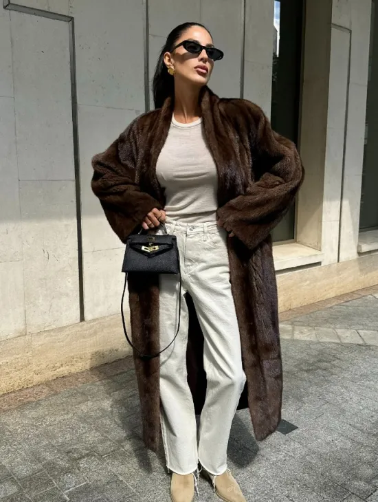 Шуба из скандинавской норки SAGA FURS в винтажном стиле